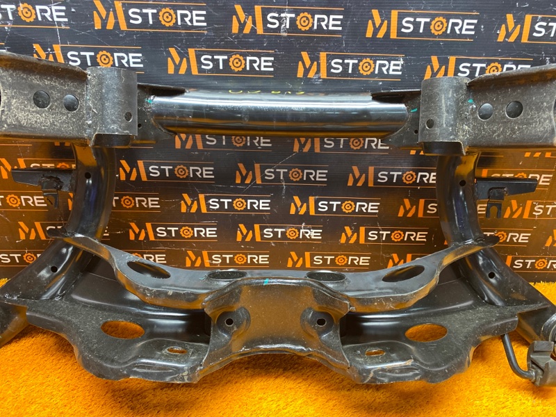 Балка поперечная (подрамник), 14000 рублей, Красноярск