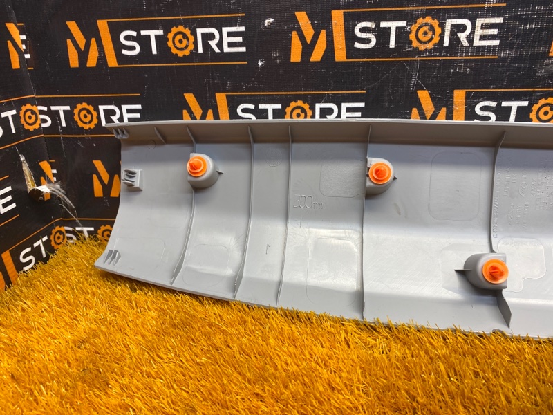 обшивка двери багажника, 660 рублей, Красноярск