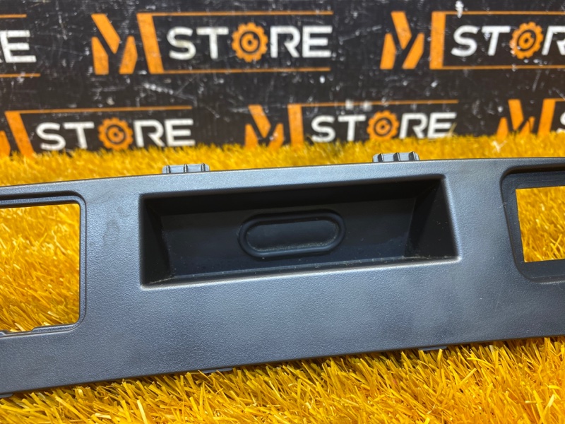 ручка багажника, 1300 рублей, Красноярск