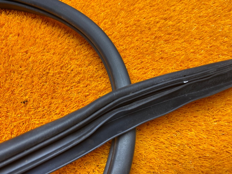 уплотнитель двери, 4570 рублей, Красноярск