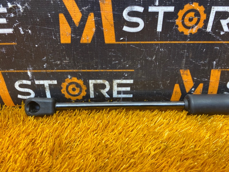 амортизатор капота, 1000 рублей, Красноярск