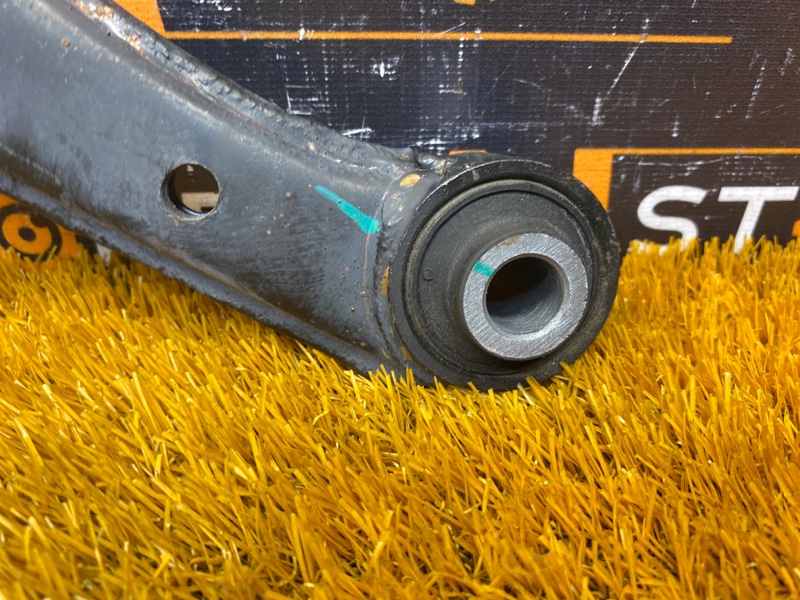 Рычаг подвески верхний, 1000 рублей, Красноярск