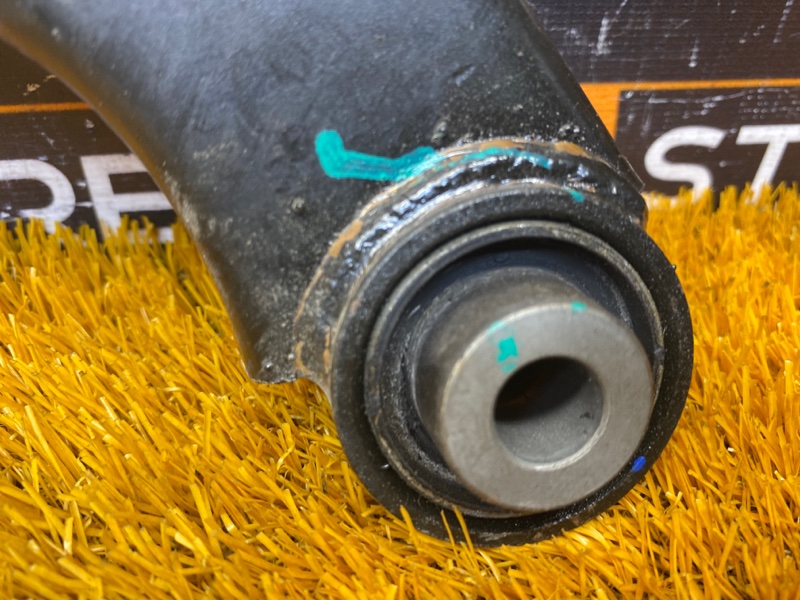 Рычаг подвески верхний, 1000 рублей, Красноярск