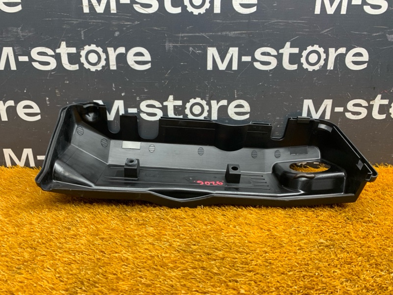 крышка двигателя, 1000 рублей, Красноярск