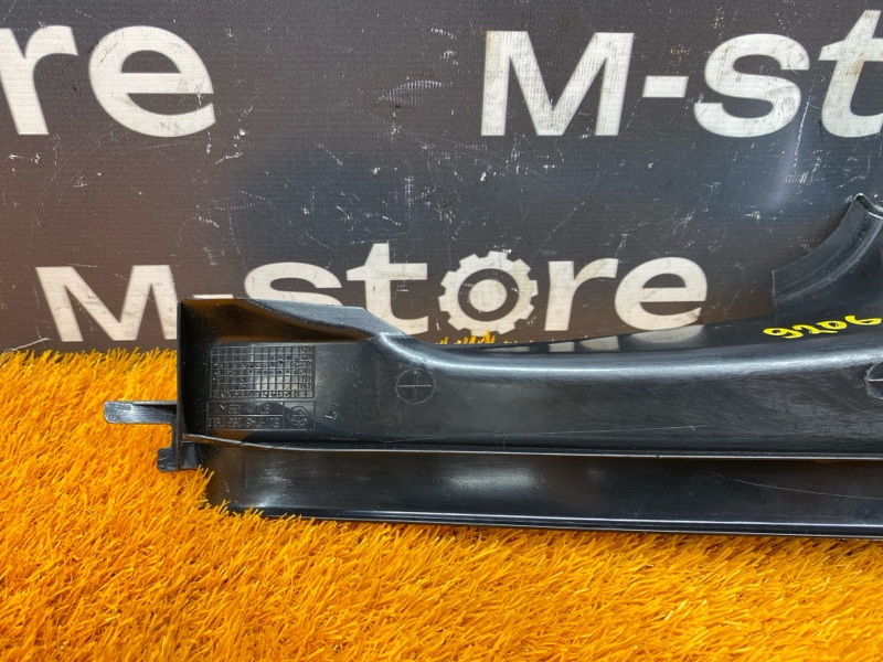 Накладка на порог салона, 500 рублей, Красноярск