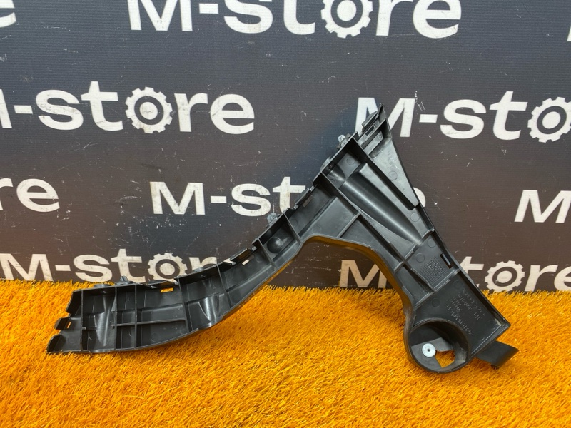 крепление бампера, 950 рублей, Красноярск