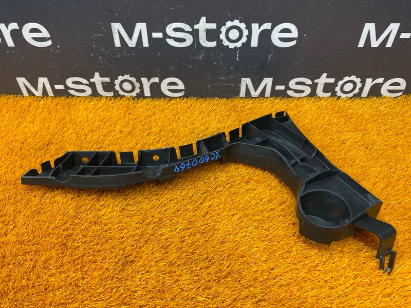 крепление бампера, 950 рублей, Красноярск