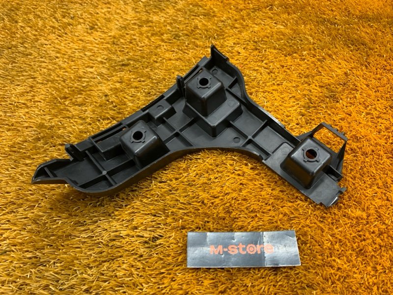 крепление бампера, 500 рублей, Красноярск