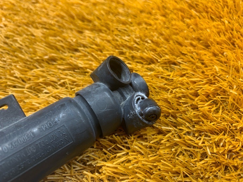 Форсунка омывателя фары, 1000 рублей, Красноярск