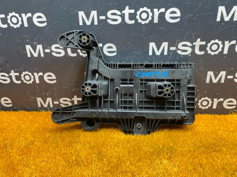 крепление аккумулятора, 1500 рублей, Красноярск