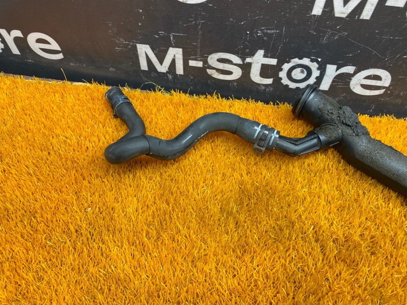 Патрубок системы охлаждения, 1000 рублей, Красноярск