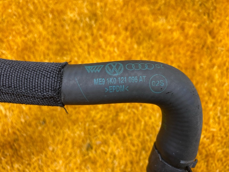 Патрубок системы охлаждения, 500 рублей, Красноярск