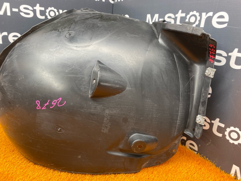 подкрылок, 600 рублей, Красноярск