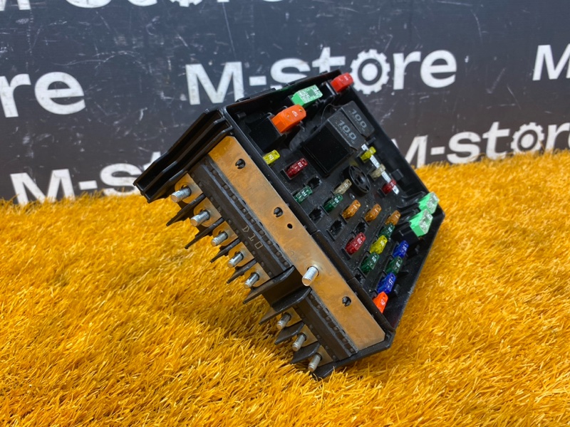 блок предохранителей, 1500 рублей, Красноярск