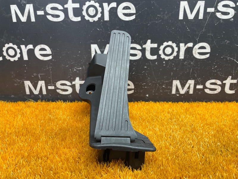 педаль газа, 900 рублей, Красноярск