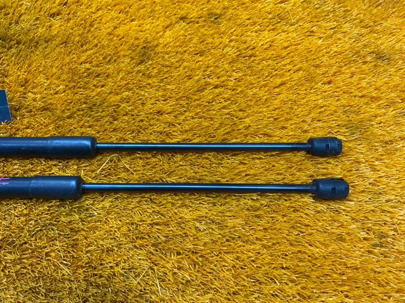 амортизатор капота, 900 рублей, Красноярск