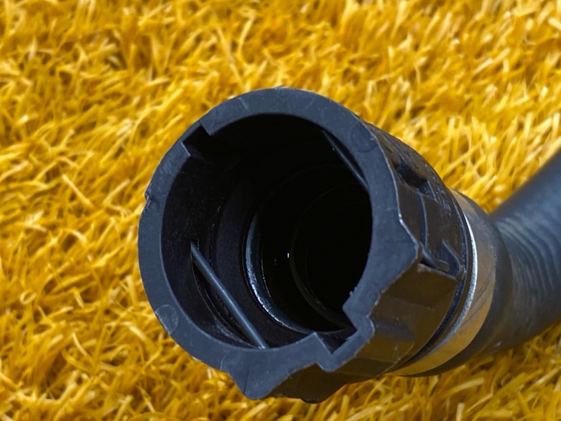 Патрубок системы охлаждения, 700 рублей, Красноярск