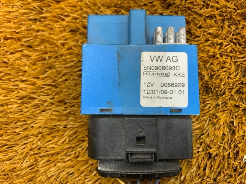 Блок управления топливным насосом, 3000 рублей, Красноярск