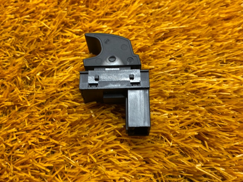 кнопка стеклоподъемника, 500 рублей, Красноярск