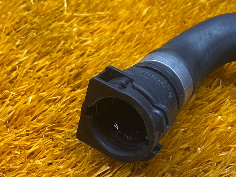 Патрубок системы охлаждения, 1500 рублей, Красноярск