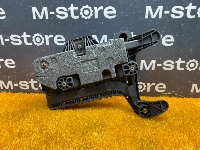 крепление аккумулятора, 1500 рублей, Красноярск