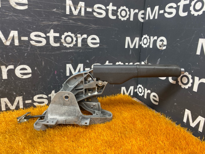 Ручка ручного тормоза, 1000 рублей, Красноярск