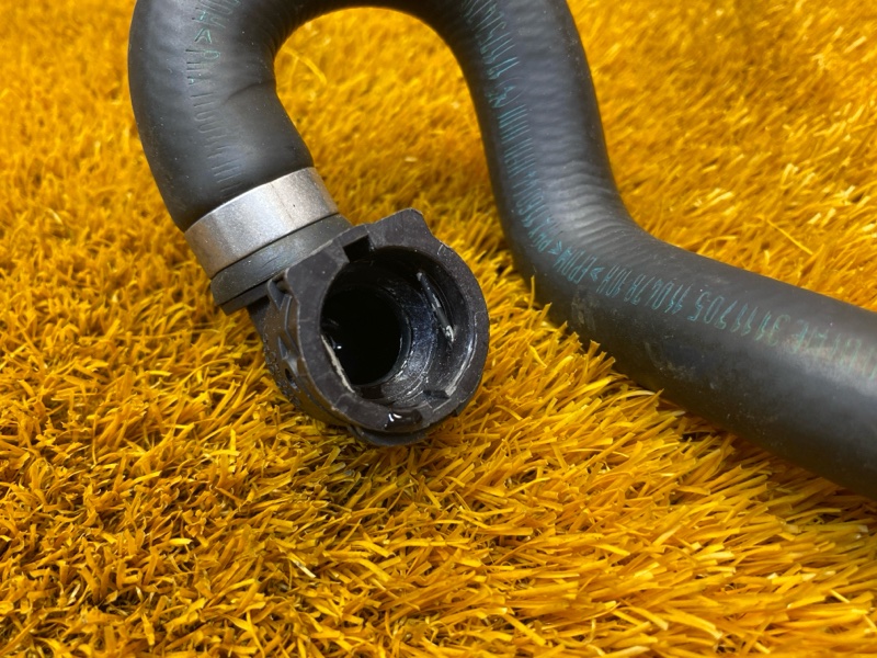 Патрубок радиатора верхний, 300 рублей, Красноярск