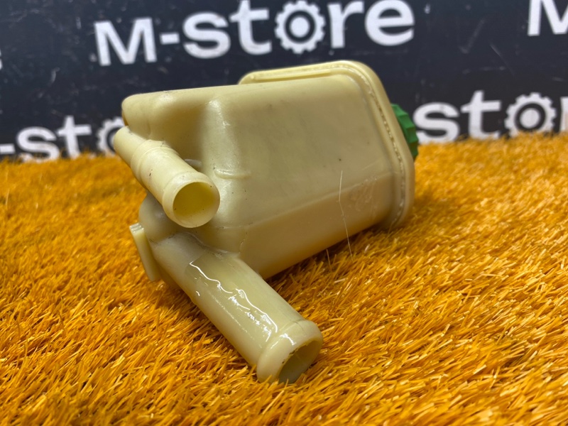 бачок гидроусилителя, 700 рублей, Красноярск