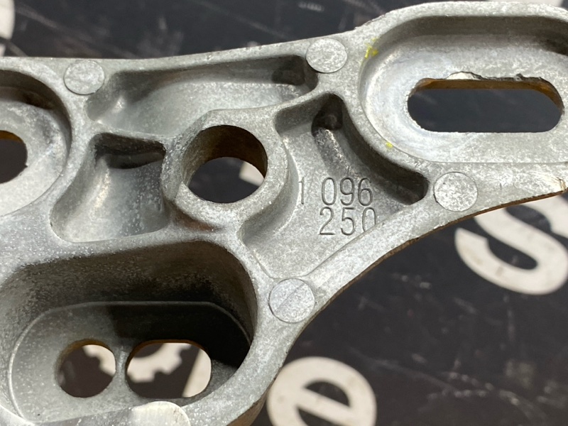 Кронштейн КПП, 1430 рублей, Красноярск