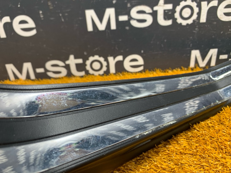 Накладка на порог салона, 400 рублей, Красноярск