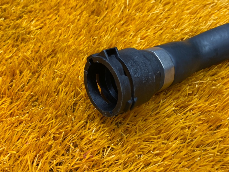 Патрубок системы охлаждения, 1300 рублей, Красноярск