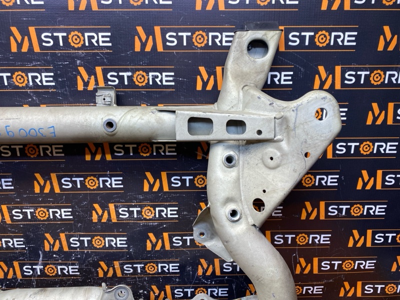 Балка поперечная (подрамник), 5500 рублей, Красноярск