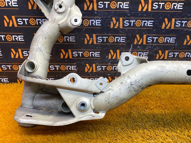 Балка поперечная (подрамник), 5500 рублей, Красноярск