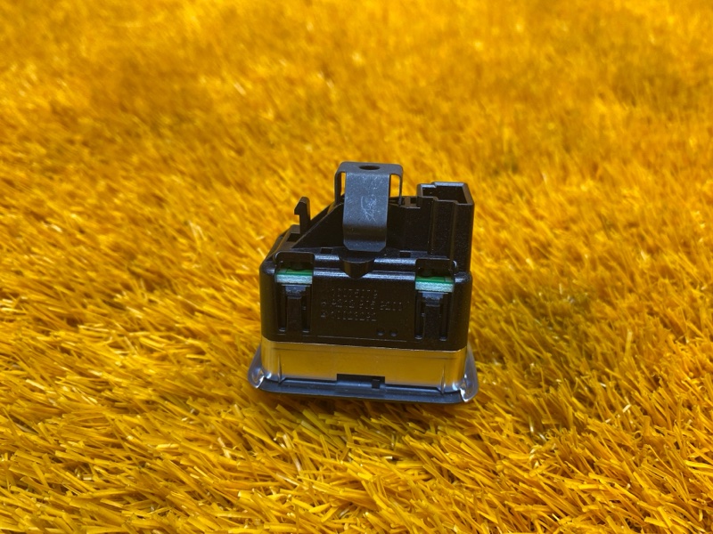 Кнопка открывания багажника, 350 рублей, Красноярск