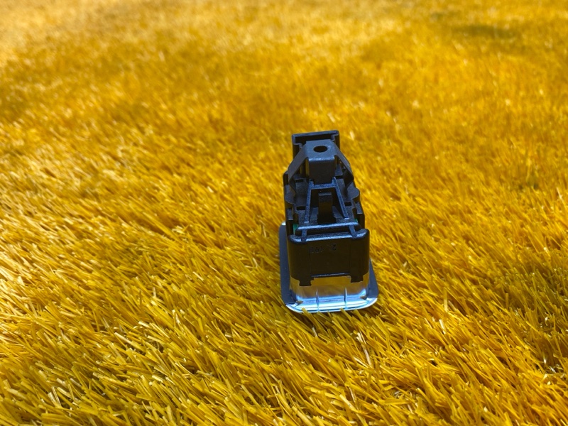 Кнопка открывания багажника, 350 рублей, Красноярск