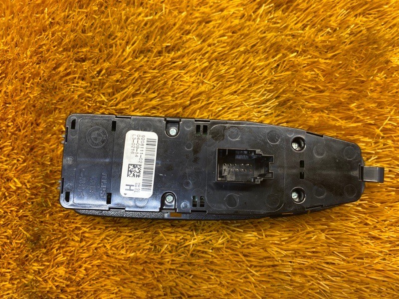 Блок управления стеклоподъемниками, 1000 рублей, Красноярск