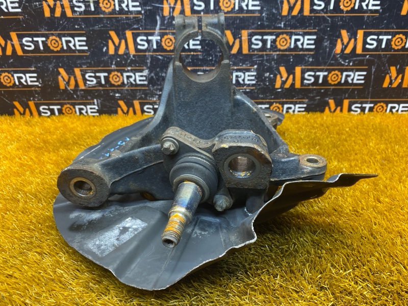 кулак поворотный, 2000 рублей, Красноярск