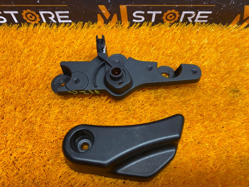 Кронштейн ручки, 370 рублей, Красноярск