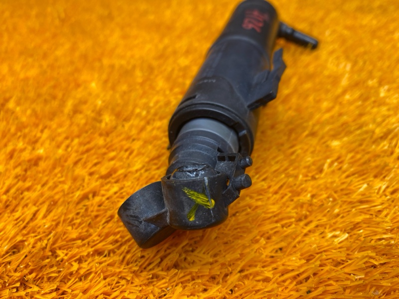 Форсунка омывателя фары, 500 рублей, Красноярск