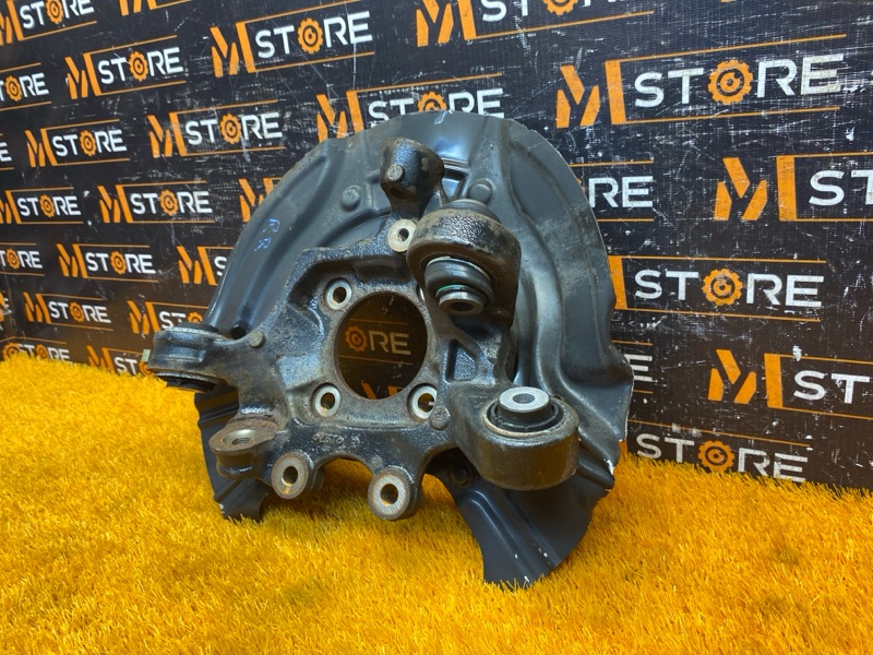 кулак поворотный, 2000 рублей, Красноярск