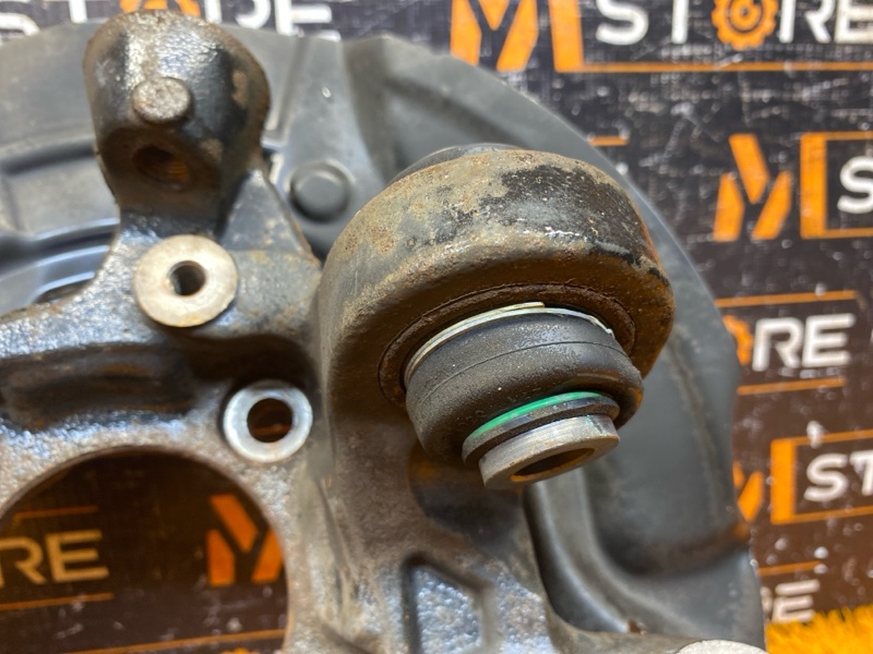 кулак поворотный, 2000 рублей, Красноярск