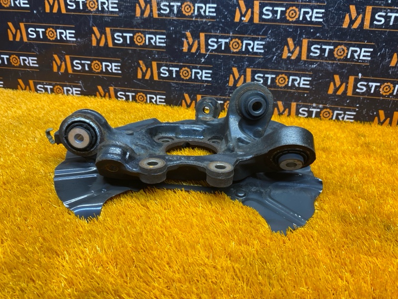 кулак поворотный, 2000 рублей, Красноярск