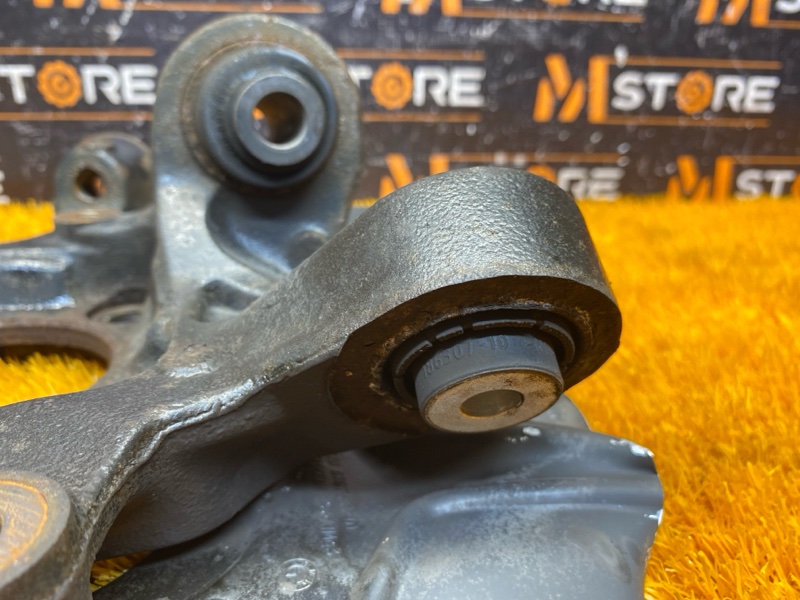 кулак поворотный, 2000 рублей, Красноярск