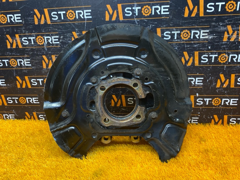 кулак поворотный, 1500 рублей, Красноярск