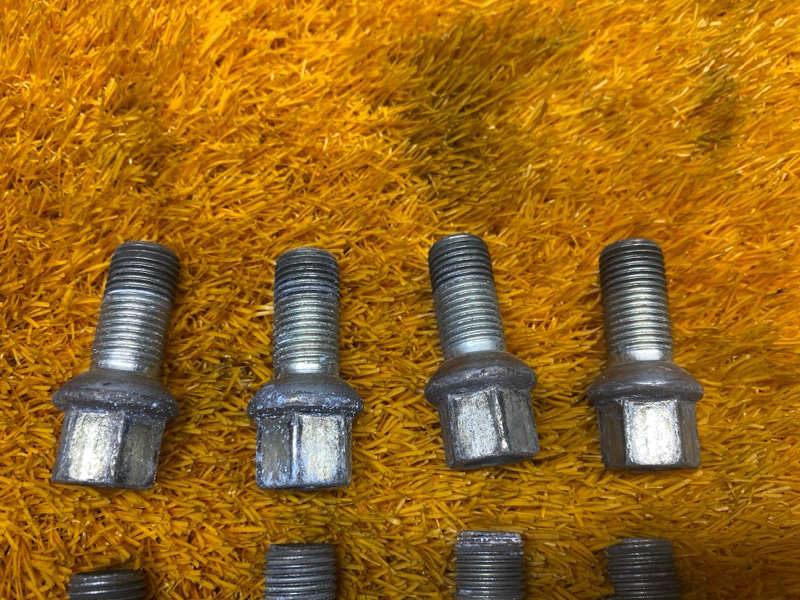 болт колесный, 1650 рублей, Красноярск