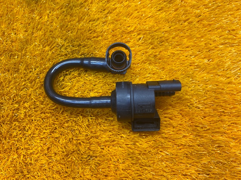 Клапан вентиляции топливного бака, 1560 рублей, Красноярск