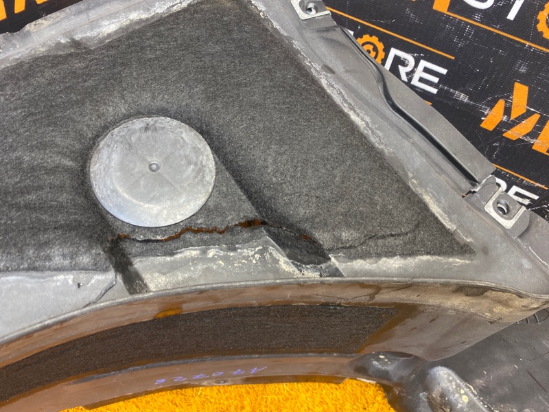 подкрылок, 4000 рублей, Красноярск