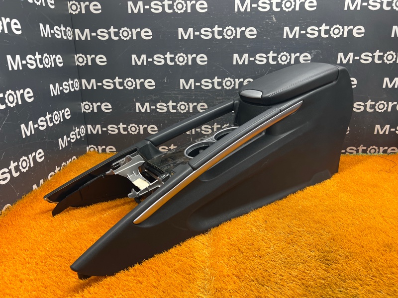 подлокотник, 9000 рублей, Красноярск