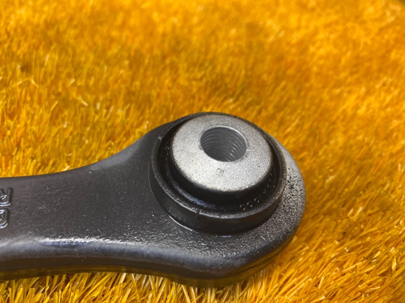 Рычаг подвески верхний, 500 рублей, Красноярск