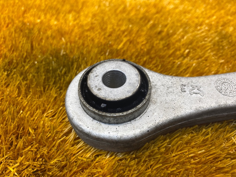 Рычаг подвески верхний, 500 рублей, Красноярск